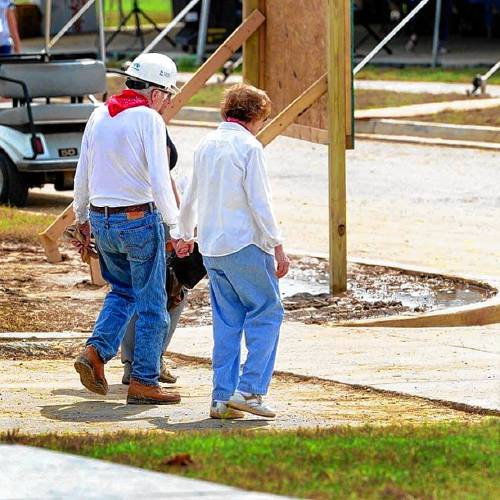 Former President Jimmy Carter and his wife, Rosalynn Carter, at a work build with Habitat for Humanity.