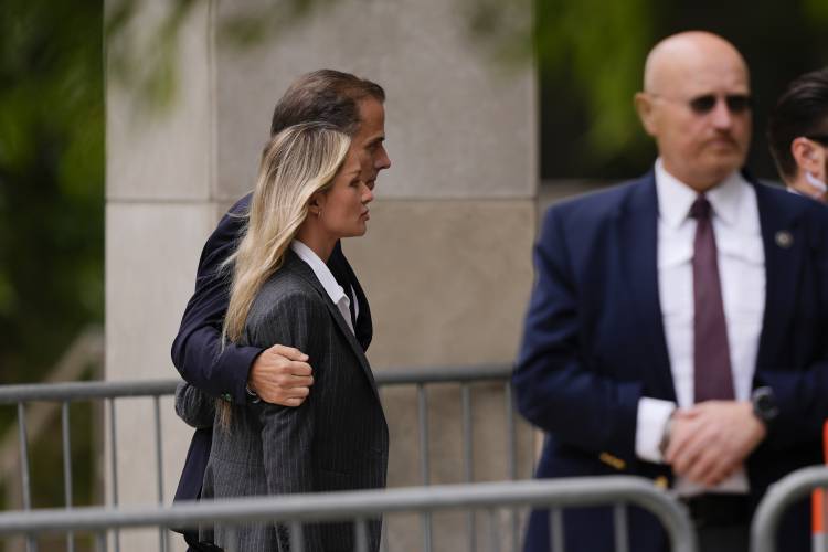 Hunter Biden arrives to federal court with his wife, Melissa Cohen Biden, Tuesday, June 11, 2024, in Wilmington, Del. (AP Photo/Matt Rourke)