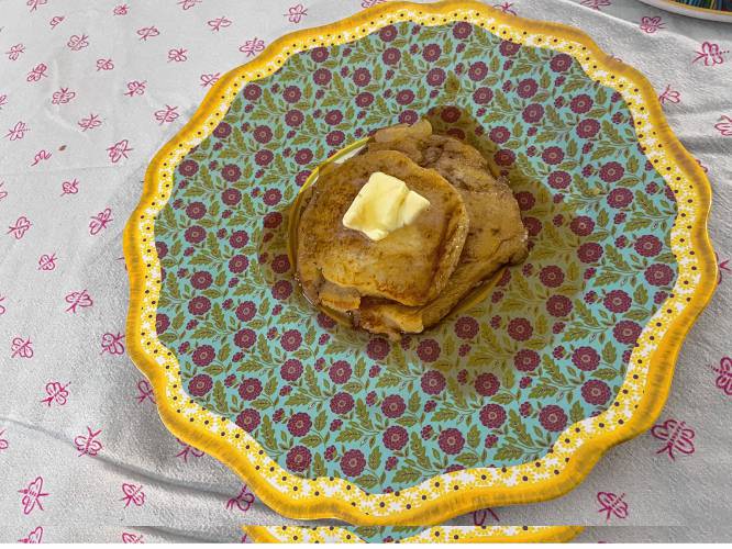 In tribute to Ricky and Harriet (I still can’t warm up to David and Ozzie), here is the recipe for my own Hasty Tasty Pancake Mix. It makes pancakes that are as good as the ones I create from scratch. The secret is buttermilk powder.