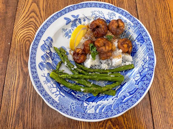 I was hoping to have a maple shrimp recipe for you this week. I purchased some shrimp and adapted a Canadian recipe that marinated the shrimp in maple syrup, soy sauce, and garlic. Unfortunately, the results were only so-so. The recipe was good enough to eat, but not quite good enough to share with readers.