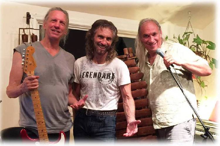 Do It Now returns to the Wendell Full Moon Coffeehouse at the Wendell Town Hall on Saturday, May 17, at 7:30 p.m. to play a makeup date for a show scheduled for February but canceled due to weather.