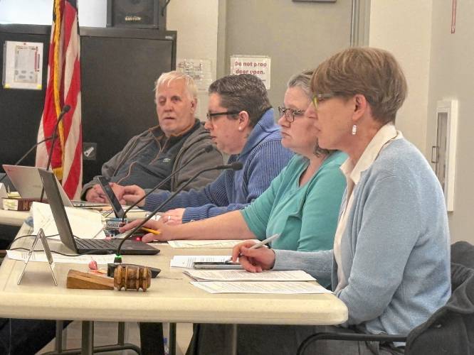 Greenfield’s City Council discusses its relationship with the School Committee at its meeting Wednesday night at the John Zon Community Center. Greenfield’s City Council discusses its relationship with the School Committee at its meeting Wednesday night at the John Zon Community Center.