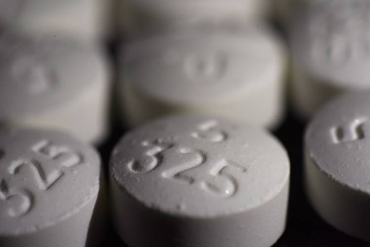 An arrangement of pills of the opioid oxycodone-acetaminophen, pictured in New York. An arrangement of pills of the opioid oxycodone-acetaminophen, pictured in New York.