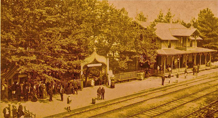 An historical image depicting the railway station in Lake Pleasant, which burned down in 1907.
