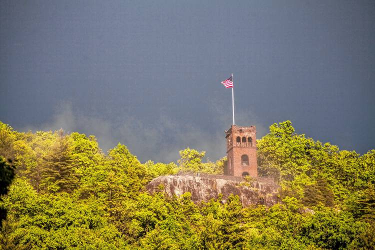 Poet’s Seat Tower in Greenfield Poet’s Seat Tower in Greenfield