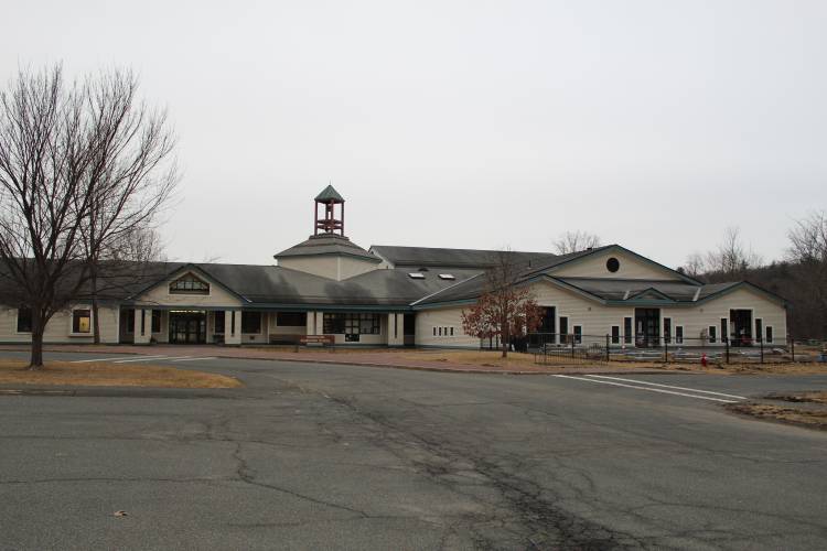 Sunderland Elementary School. Sunderland Elementary School.
