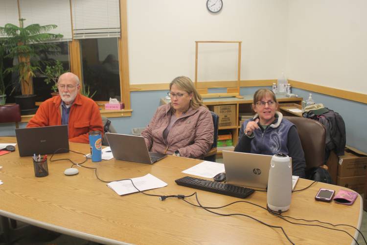 From left, Wendell Selectboard member Paul Doud, Vice Chair Gillian Budine and Chair Laurie DiDonato voted unanimously last week to designate $5,580 from the town’s D.A.R.E. account to replace the police substation’s router. From left, Wendell Selectboard member Paul Doud, Vice Chair Gillian Budine and Chair Laurie DiDonato voted unanimously last week to designate $5,580 from the town’s D.A.R.E. account to replace the police substation’s router.