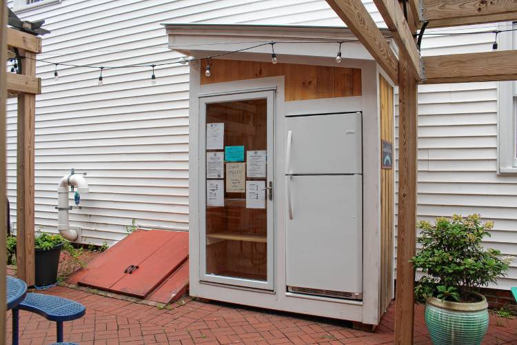 A new community fridge is opening next week outside Buckland Town Hall. A new community fridge is opening next week outside Buckland Town Hall.